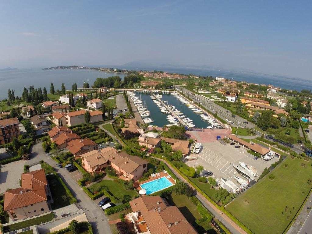 Bellasirmione Holiday Apartments Eksteriør bilde
